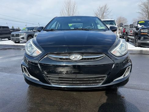 Used 2015 Hyundai Accent GLS image 2