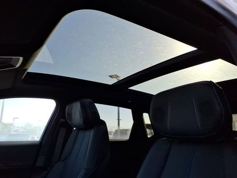Used 2025 Cadillac Lyriq Luxury w/ LPO, Floor Liner Package AWD/4WD image 13