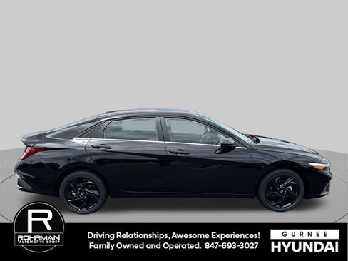 Used 2026 Hyundai Elantra SEL Sport Premium FWD image 11