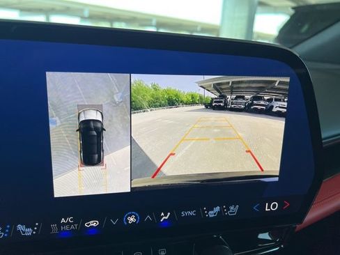 New 2025 Chevrolet Blazer EV RS image 31