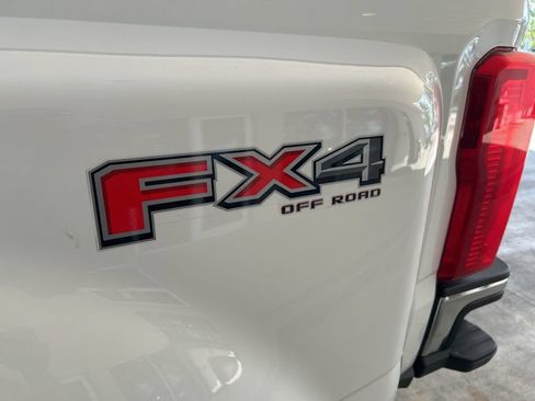 Used 2025 Ford F350 XLT w/ FX4 Off-Road Package AWD/4WD image 19