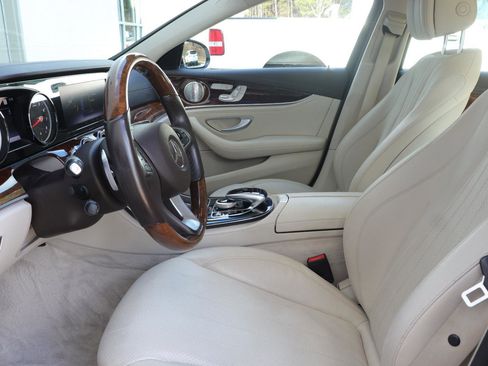 Used 2018 Mercedes-Benz E 300 image 11