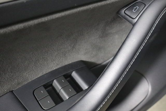 Used 2023 Tesla Model 3 Standard Range RWD image 18
