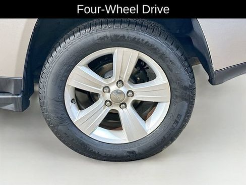 Used 2016 Jeep Compass Sport w/ Power Value Group AWD/4WD image 7