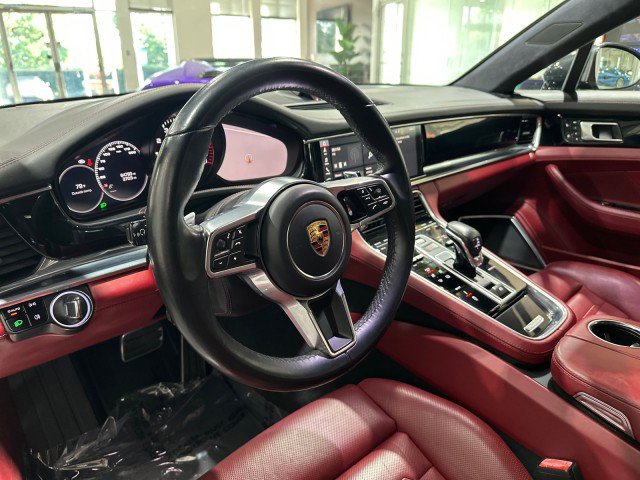 Used 2017 Porsche Panamera 4S AWD/4WD image 3