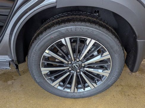 New 2026 Nissan Pathfinder Platinum image 35