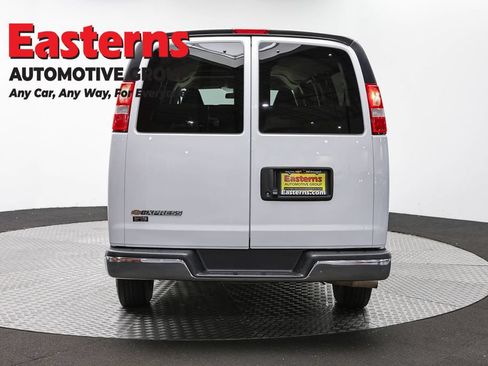 Used 2024 Chevrolet Express 3500 LT w/ LT Preferred Equipment Group RWD image 6