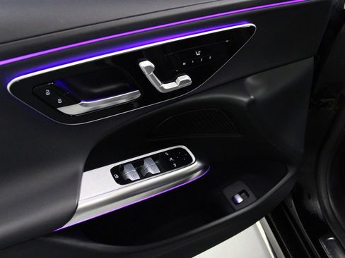 Certified 2024 Mercedes-Benz E 350 4MATIC Sedan image 22