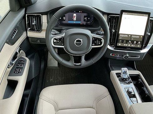 New 2026 Volvo XC90 B6 Plus w/ Protection Package AWD/4WD image 5