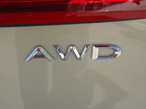 Used 2016 Lincoln MKX Reserve w/ Technology Package AWD/4WD image 10