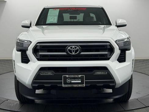 Used 2026 Toyota Tacoma SR5 RWD image 6