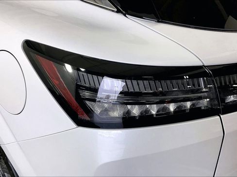 Certified 2025 Nissan Murano SL image 41