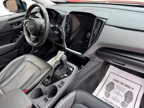 Used 2024 Subaru Crosstrek 2.5i Limited image 4