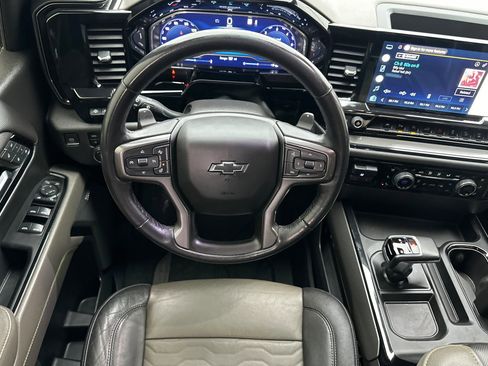 Used 2022 Chevrolet Silverado 1500 ZR2 image 14