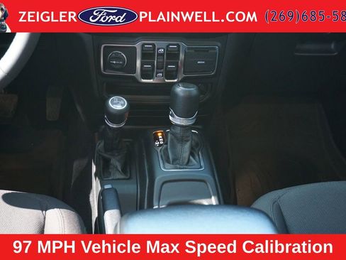 Used 2023 Jeep Wrangler Unlimited AWD/4WD image 15