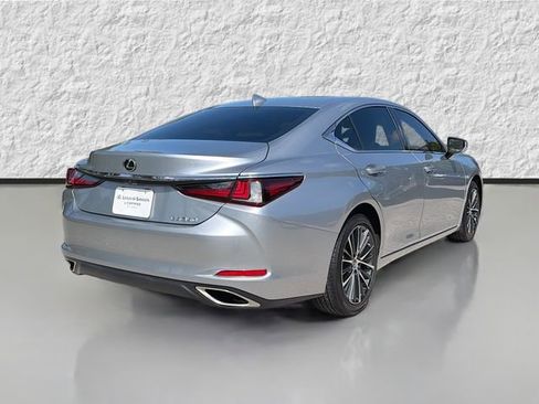 Used 2024 Lexus ES 350 w/ Premium Package image 3