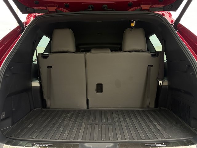 Certified 2026 Toyota Grand Highlander AWD Hybrid image 34