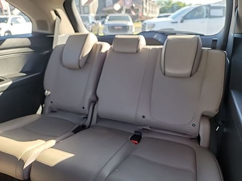 Used 2021 Honda Odyssey Elite image 12