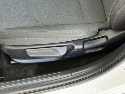 Used 2025 Kia K4 FWD image 23