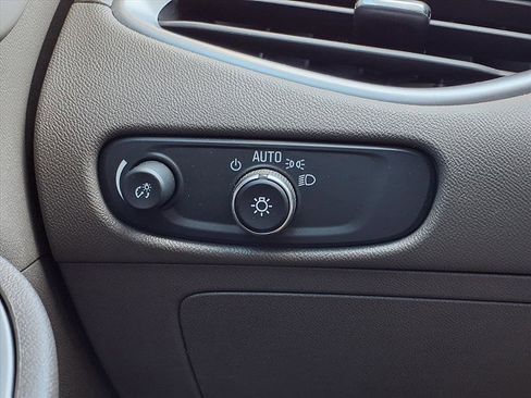 Used 2025 Chevrolet Malibu LT image 21