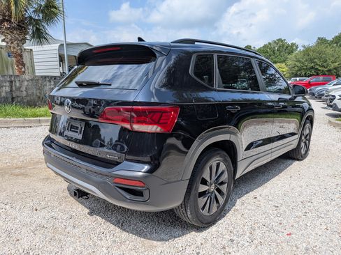 Used 2022 Volkswagen Taos S AWD/4WD image 4