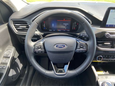 Used 2024 Ford Escape Active w/ Cold Weather Package FWD image 19