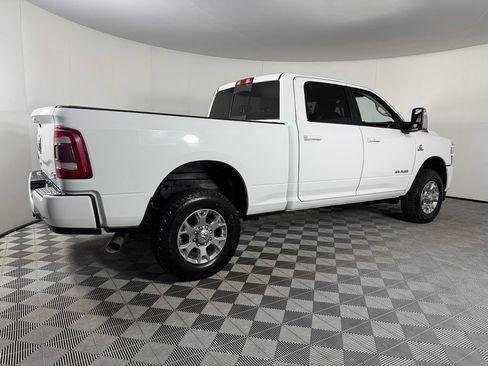 Used 2024 RAM 2500 Laramie AWD/4WD image 8