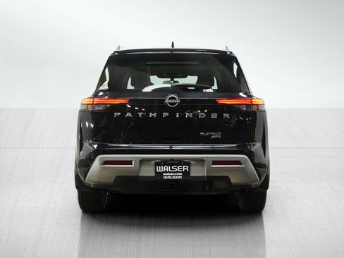 Used 2022 Nissan Pathfinder Platinum AWD/4WD image 4
