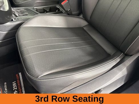 Used 2023 Volkswagen Tiguan SE R-Line FWD image 7