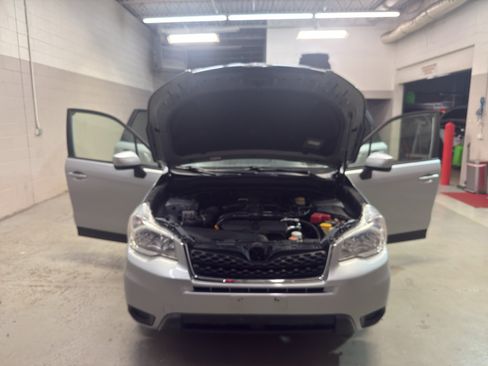 Used 2014 Subaru Forester 2.5i Premium w/ Protection Package #1 AWD/4WD image 10