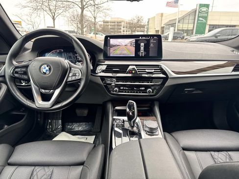 Certified 2023 BMW 530i xDrive w/ Convenience Package image 15