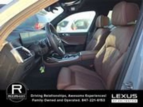 Used 2026 BMW X7 xDrive40i w/ M Sport Package image 7