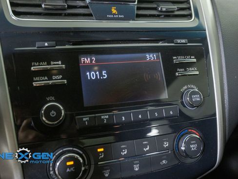 Used 2015 Nissan Altima 2.5 S w/ Power Driver Seat Package FWD image 17