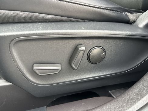 Used 2024 Ford Escape ST-Line w/ Tech Pack #1 image 19