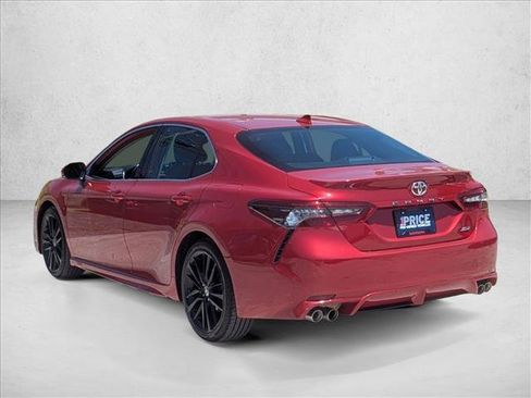 Used 2023 Toyota Camry XSE FWD image 8