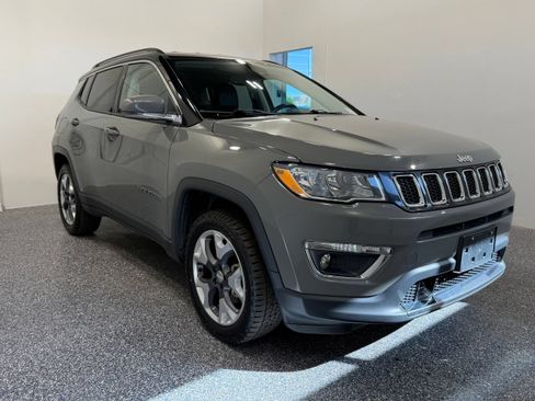 Used 2021 Jeep Compass Limited AWD/4WD image 9