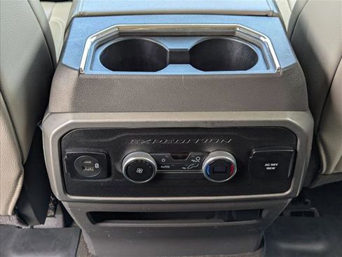 Used 2021 Ford Expedition Max XLT AWD/4WD image 17