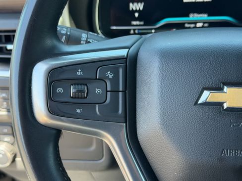 Used 2024 Chevrolet Tahoe LT AWD/4WD image 32