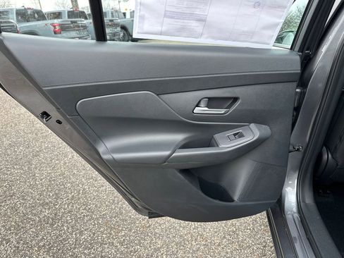 Used 2026 Nissan Sentra SV w/ SV Convenience Package image 21