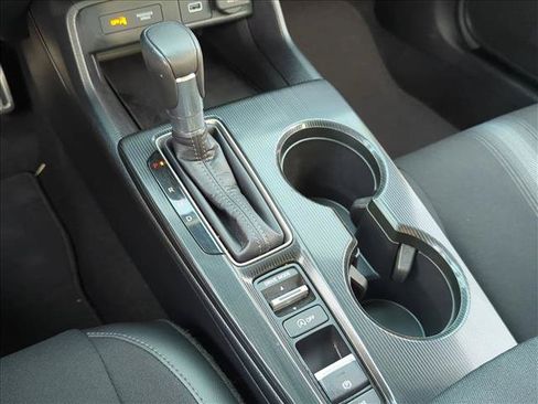Used 2024 Honda Civic Sport image 12