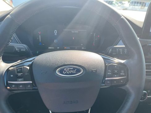 Used 2023 Ford Escape Active AWD/4WD image 14