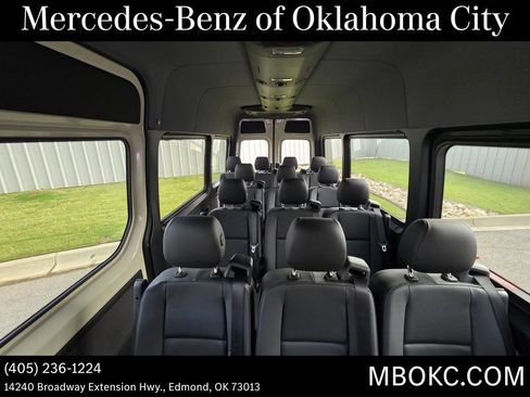 Used 2025 Mercedes-Benz Sprinter 2500 image 14