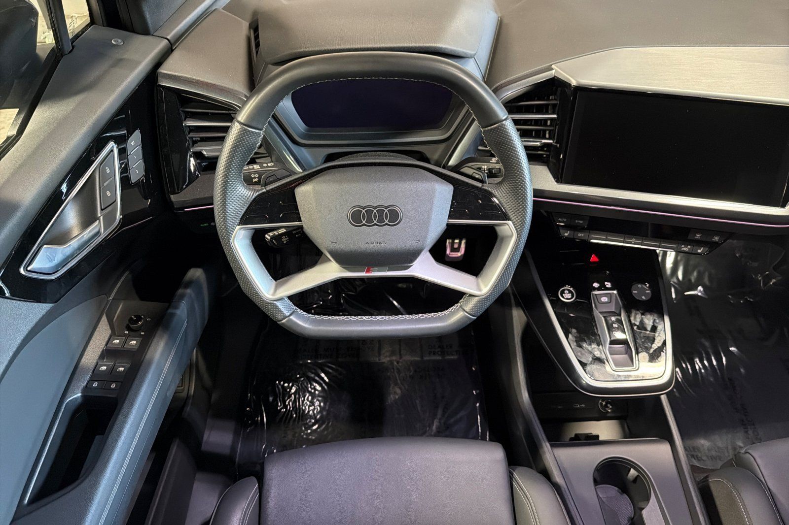 Certified 2024 Audi Q4 e-tron Premium Plus w/ Premium Plus AWD/4WD image 13