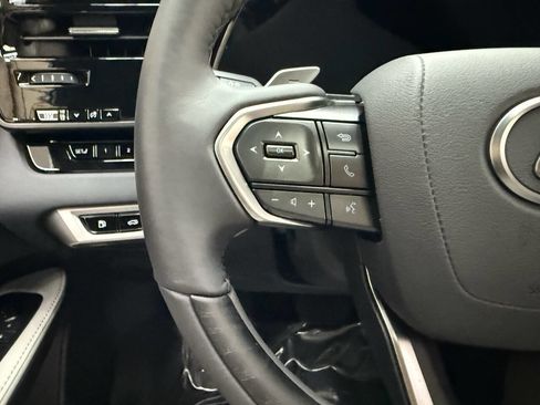 Used 2025 Lexus RX 350 Premium image 23