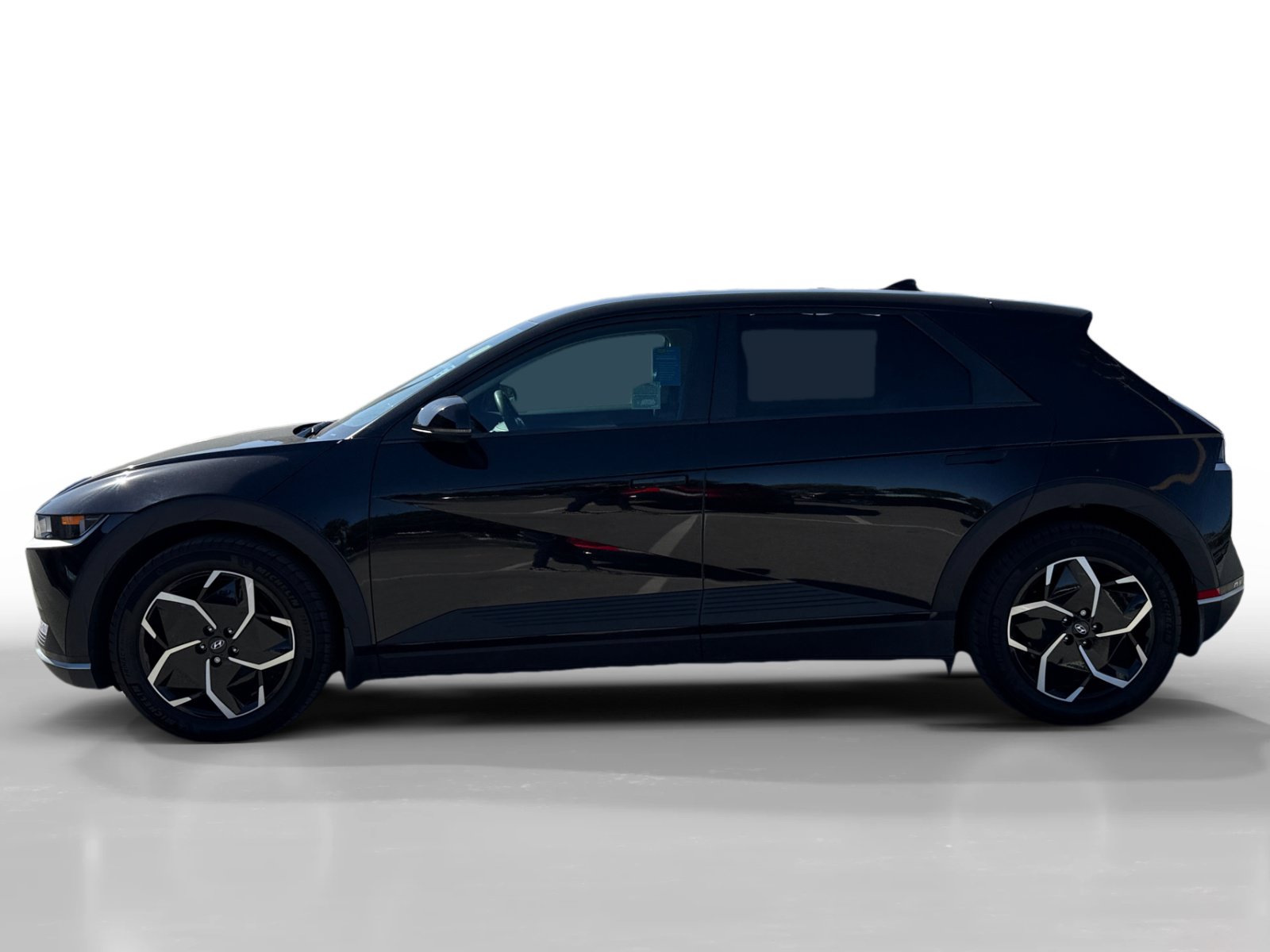 Certified 2024 Hyundai Ioniq 5 SEL AWD/4WD image 2