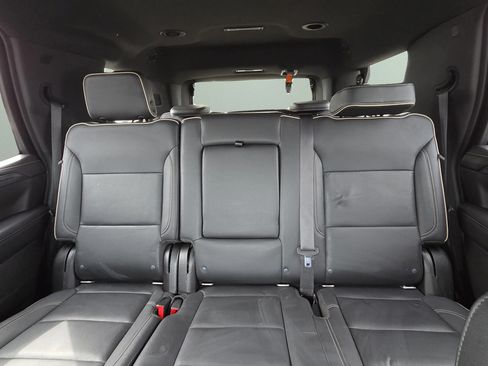 Used 2021 GMC Yukon SLT RWD image 28