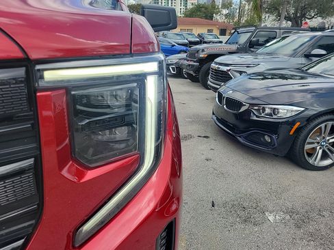 Used 2024 GMC Sierra 1500 Elevation image 7