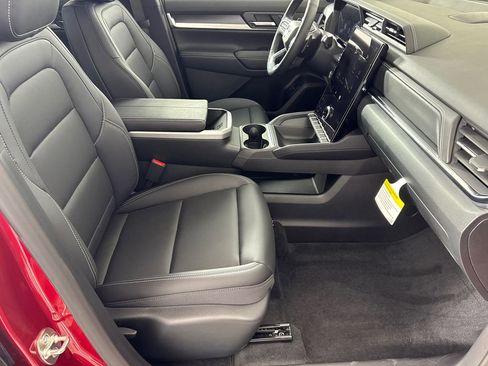 New 2026 GMC Terrain Elevation w/ Elevation Premium Package image 13