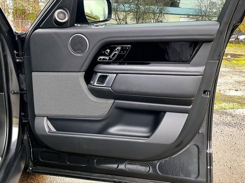 Used 2021 Land Rover Range Rover P525 Westminster Edition LWB image 24