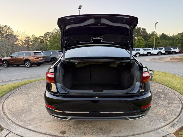 Used 2019 Volkswagen Jetta R-Line w/ R-Line Cold Weather Package FWD image 28